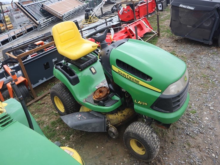 john-deere-la125-image-2