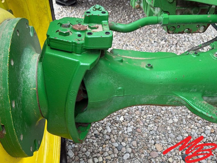 2013-john-deere-8285r-image-22