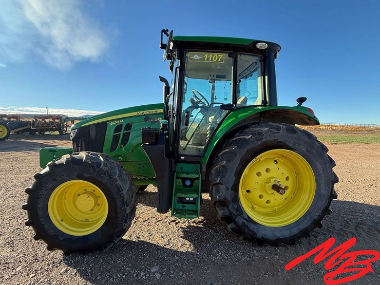 2020-john-deere-6120m-image-2