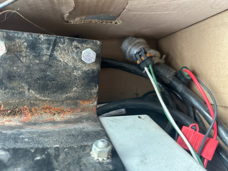 john-deere-12-image-37