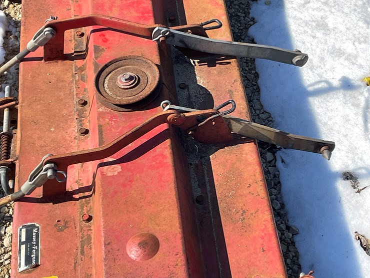 massey-ferguson-1200-image-42