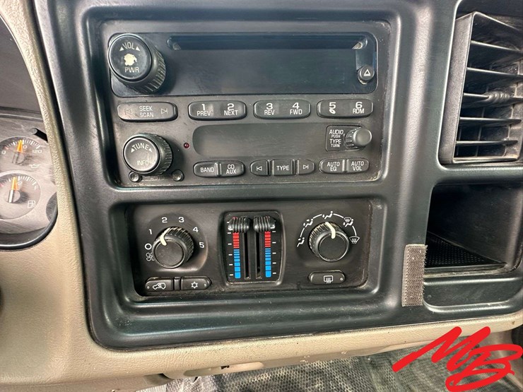 2007-gmc-3500-image-24