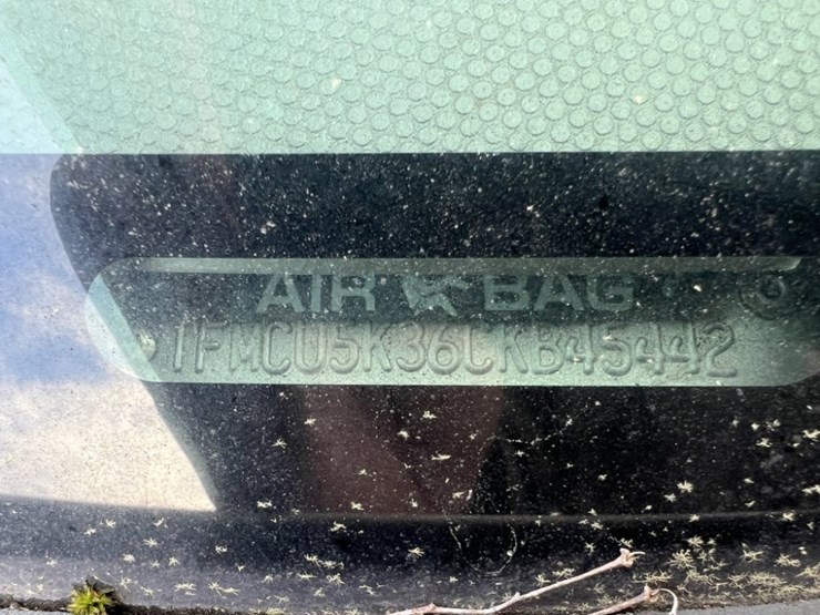 2012-ford-escape-image-22