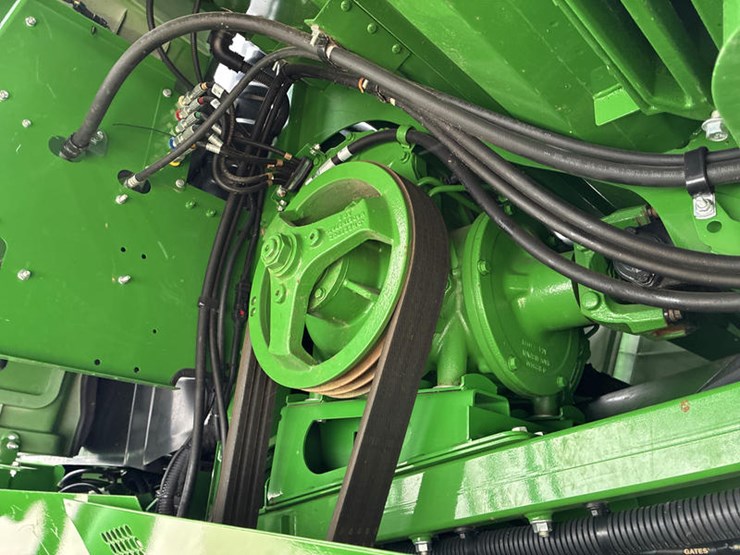 2023-john-deere-s780-image-49