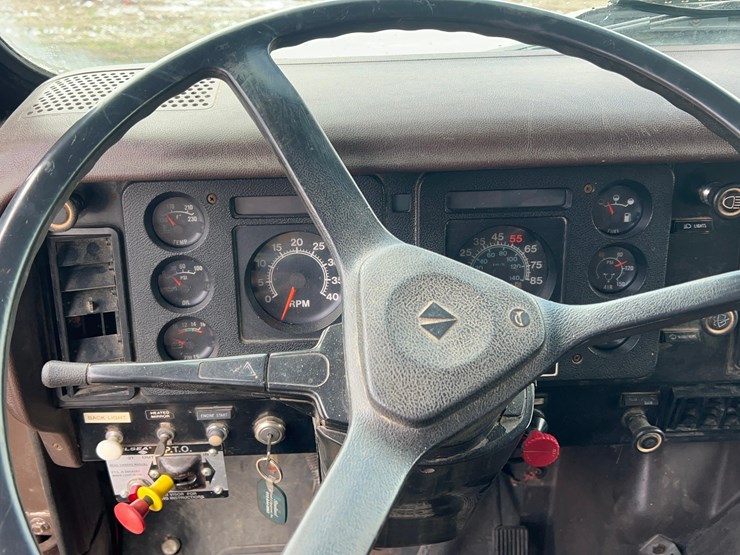 1989-international-s1900-image-50