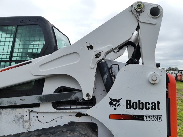 2014-bobcat-t870-image-8