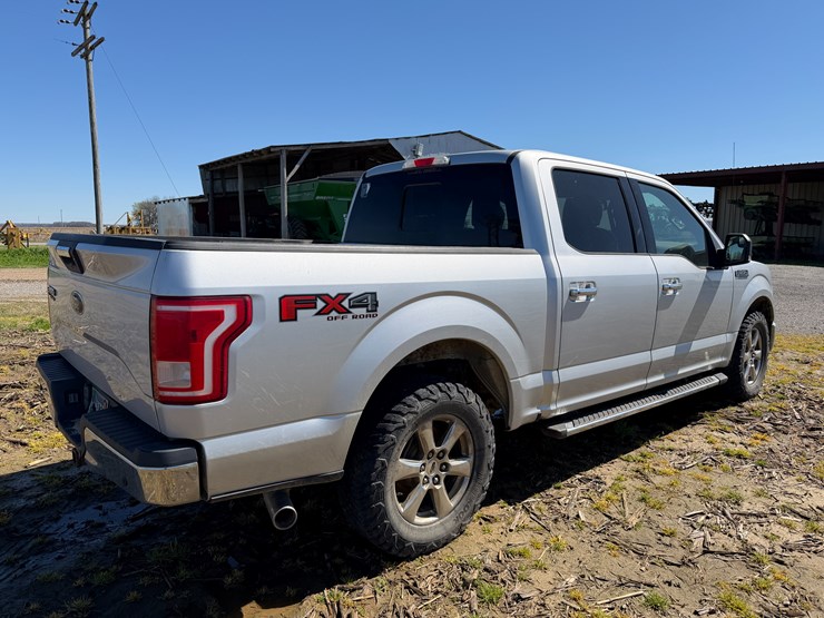 2017-ford-f150-image-3