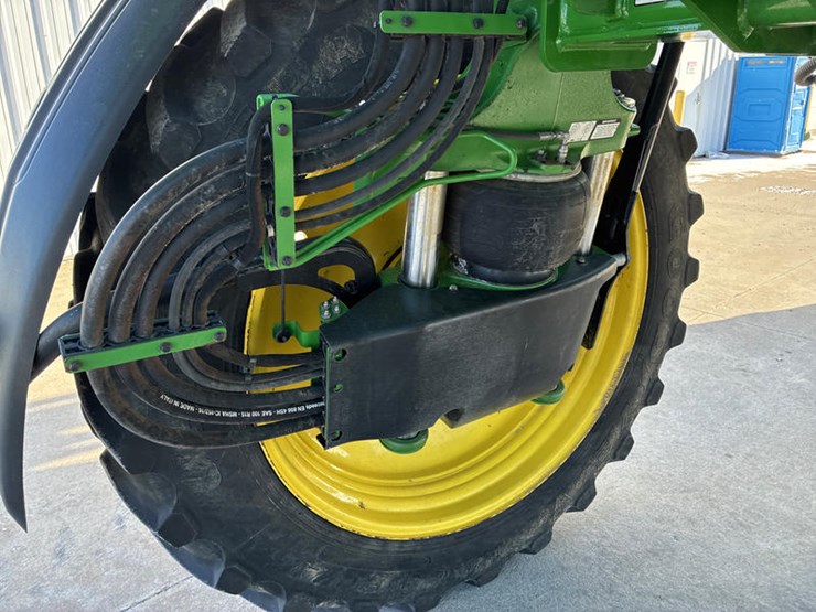 2022-john-deere-410r-image-64