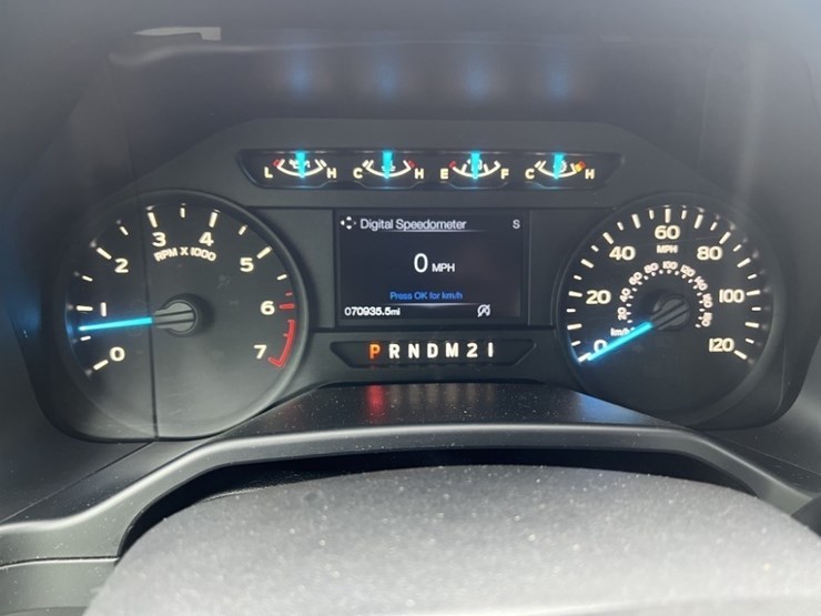 2016-ford-f150-image-23