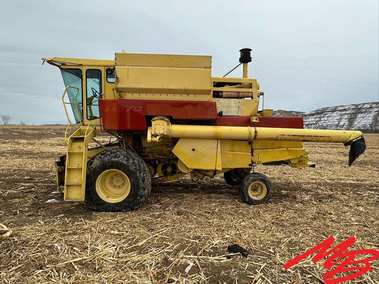 new-holland-70-image-8