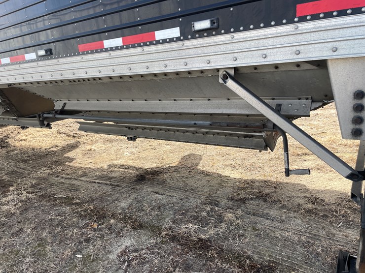 2016-timpte-42'-hopper-image-34