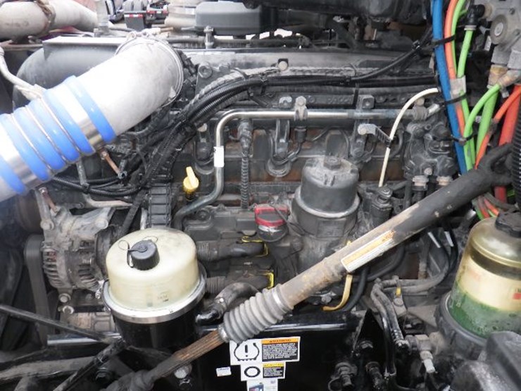 2022-kenworth-t680-image-22