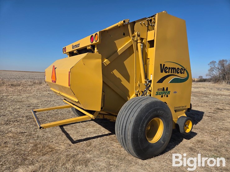 2014-vermeer-605-image-5