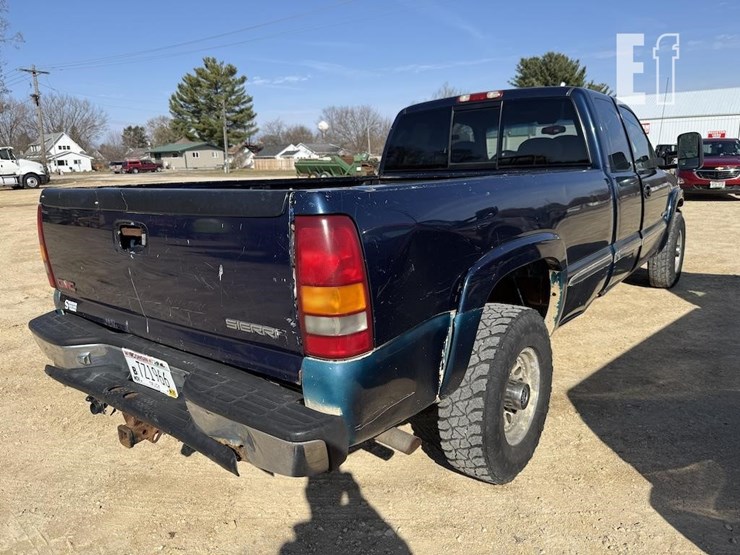 2000-gmc-2500-image-4