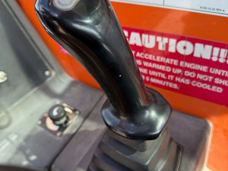 2008-jlg-g9-43a-image-23