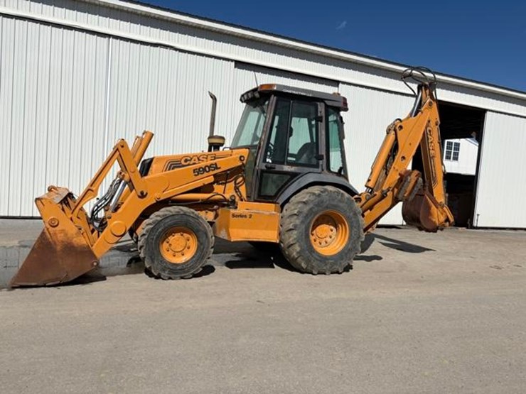 2002-case-590sl-image-1