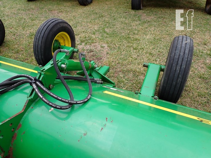 john-deere-115-image-11