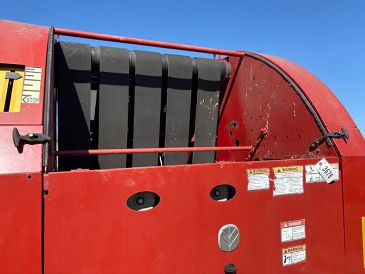 2014-new-holland-450-image-7