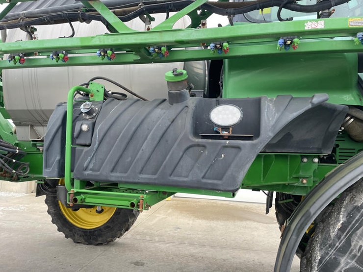2018-john-deere-r4045-image-21