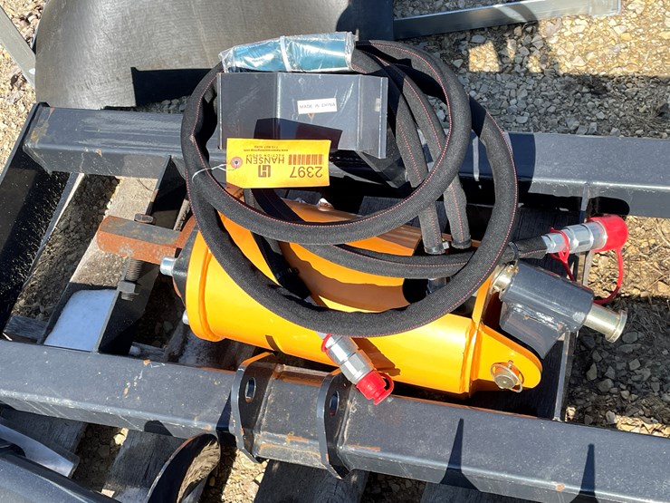 #2397-•-wolverine-skid-steer-auger-and-drive-bit-image-14