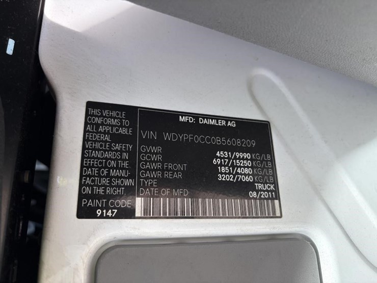 2011-utility-van-image-20