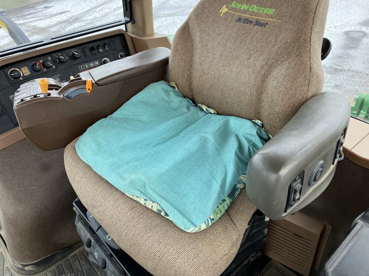 2008-john-deere-8130-image-26