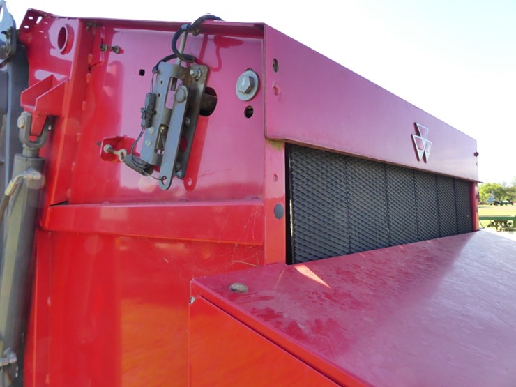 massey-ferguson-1745-image-7