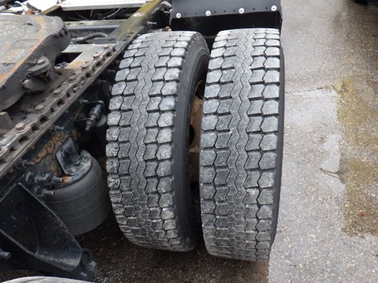 2016-international-8600-image-6