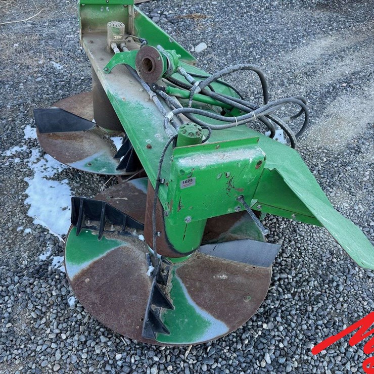 Straw Spreader off John Deere 9670 Combine