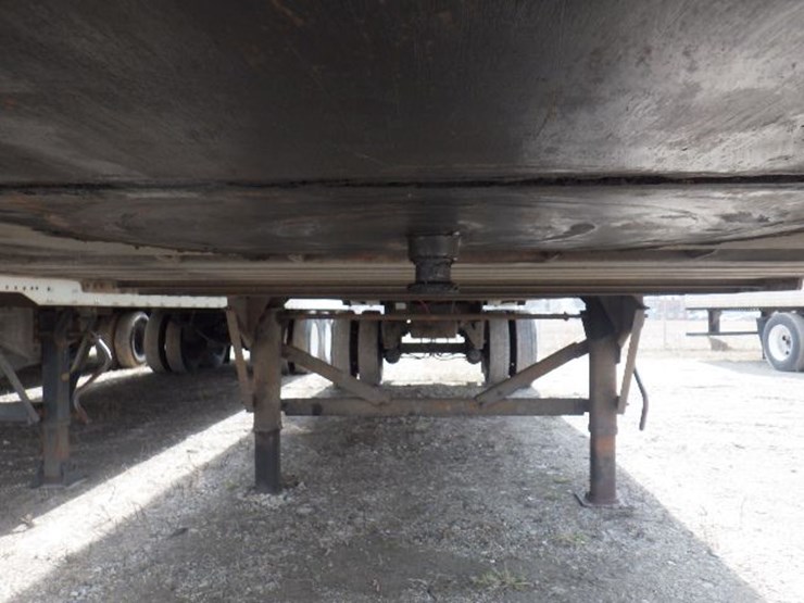 2015-strick-trailer-image-3