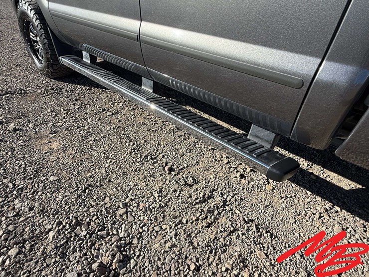 2011-ford-f250-image-13