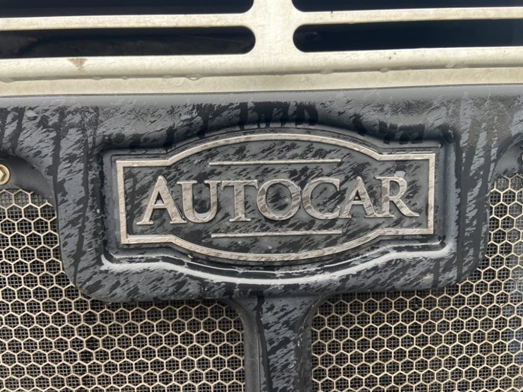 2010-autocar-xpeditor-image-9