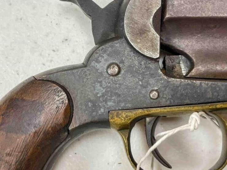 remington's-revolver-image-18