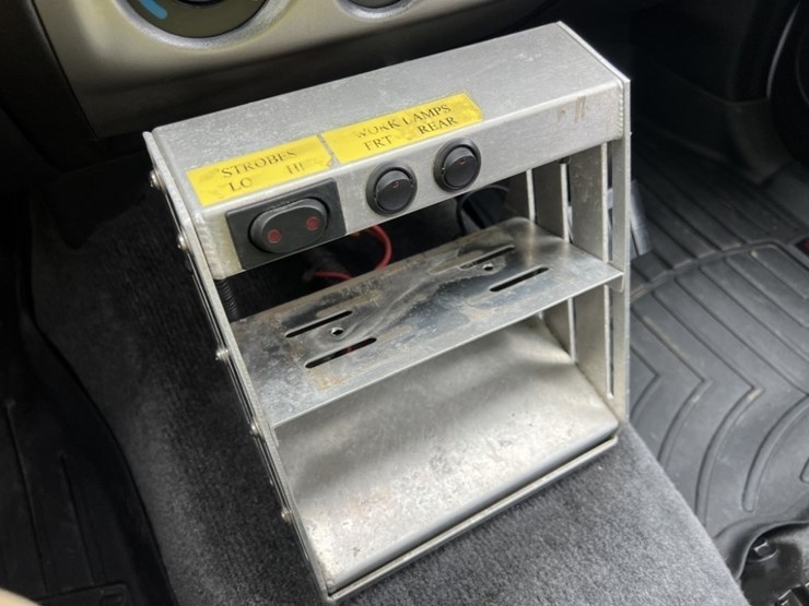 2012-chevrolet-colorado-image-34