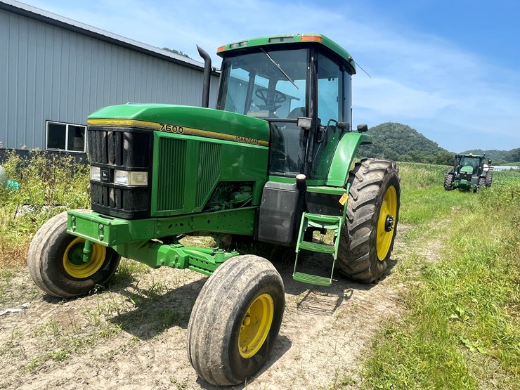 john-deere-7600-image-1