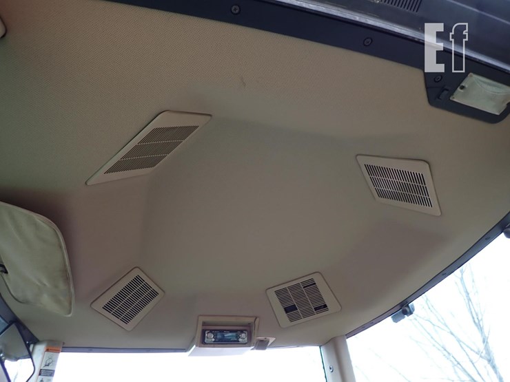 john-deere-8100-image-20