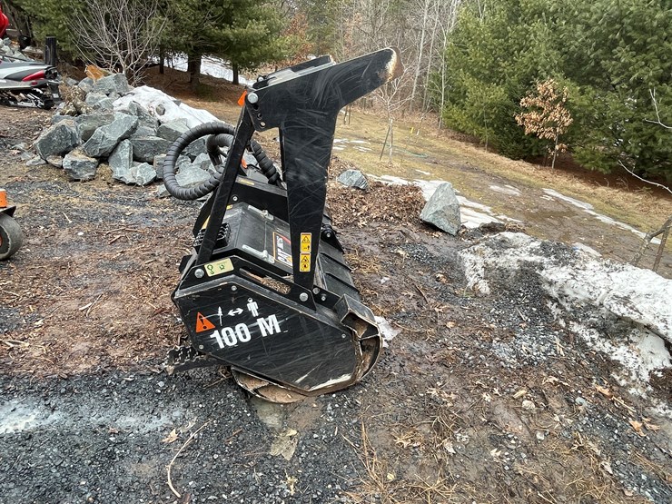 #1018-•-cat-forest-mulcher-(fall-creek,-wi)-image-4