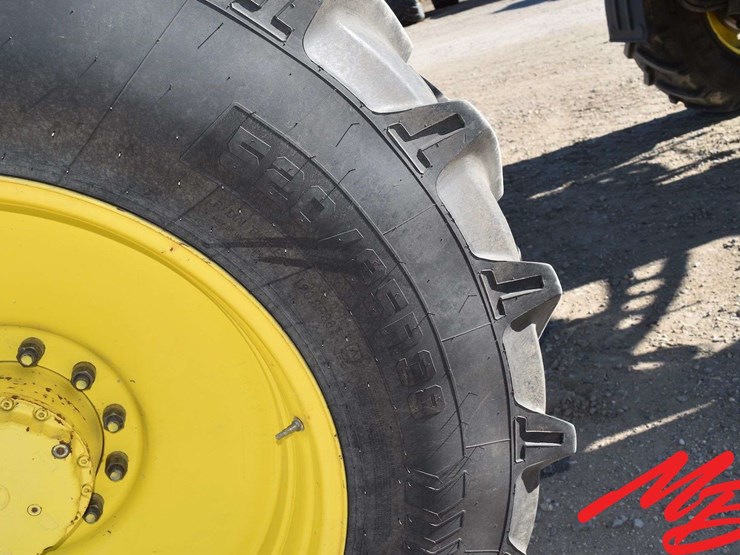 2018-john-deere-r4038-image-23