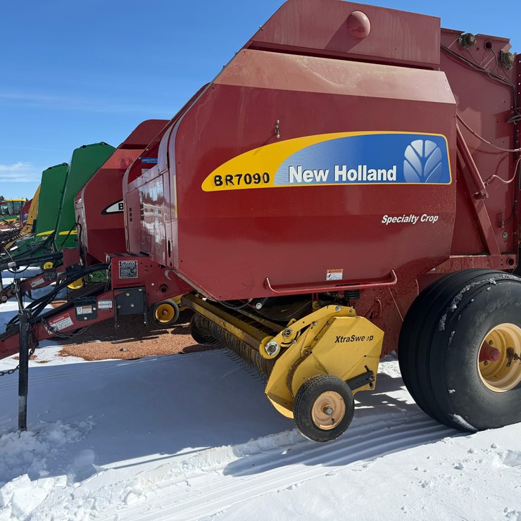 2013 NEW HOLLAND BR7080