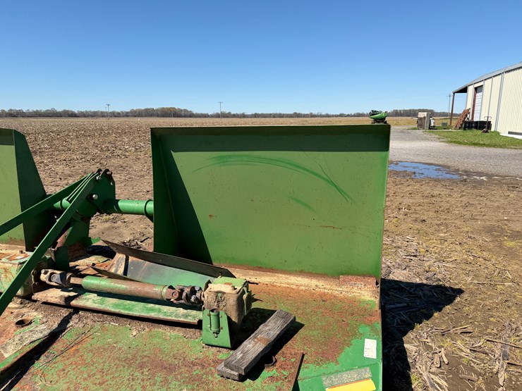 john-deere-14-image-12