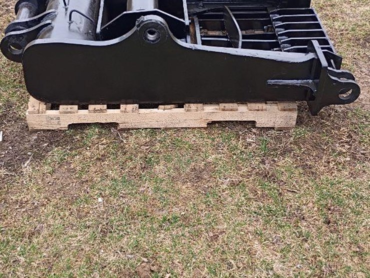 deere-748g-iii-image-1