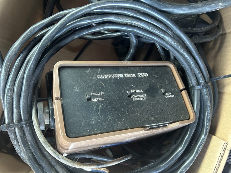 john-deere-12-image-35