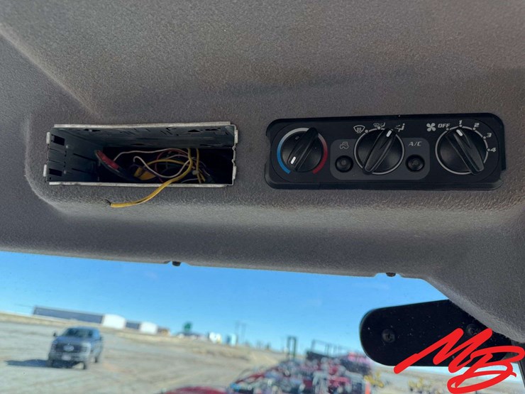 kubota-m9960-image-14