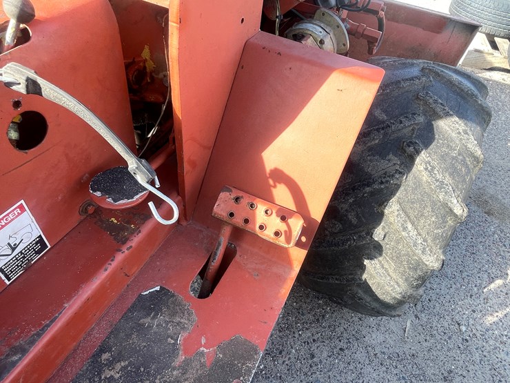 1975-ditch-witch-r40-image-30