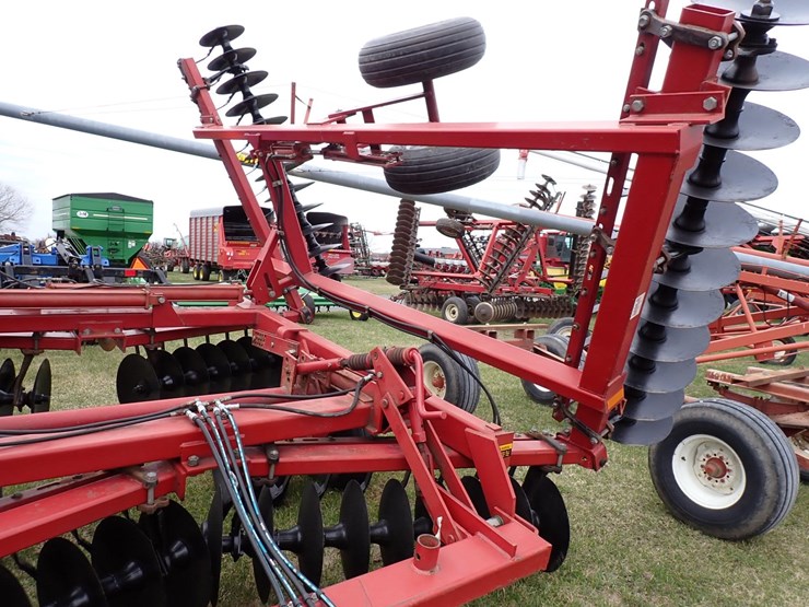 case-ih-3900-image-5