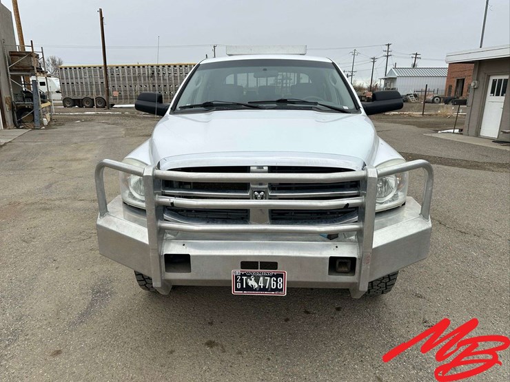 2008-dodge-ram-2500-image-2