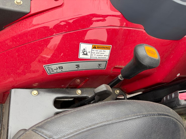 #1022-•-mahindra-2638-tractor-with-loader-(eau-claire,-wi)-image-24