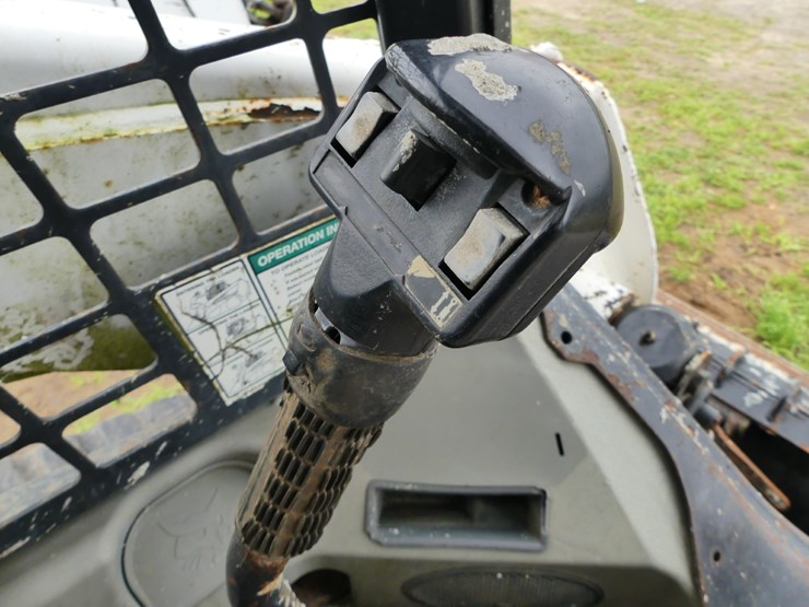 bobcat-t650-image-15