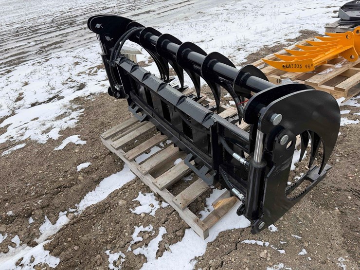 curved-log-grabber-image-7