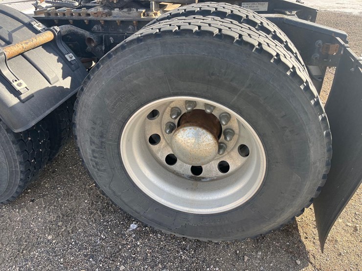 2015-international-prostar-image-28